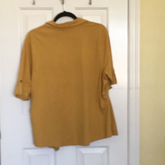 Women’s Style And Co. Short Sleeve Blouse - Picture 3 of 4